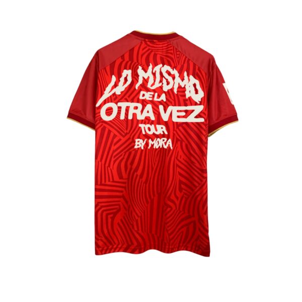 Sevilla x Mora ´Lo mismo de la otra vez tour´ camiseta - Imagen 2