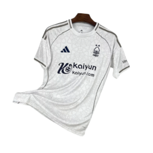 Nottingham Forest camiseta temporada 2025/26